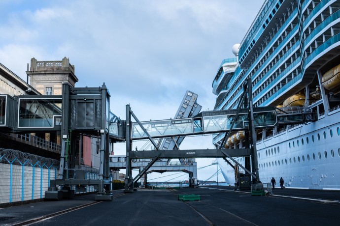 passerelle-adelte-b-passagers-croisiere__